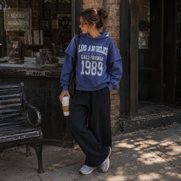 The Vinyl Icons Tops - The Vinyl Icons Los Angeles California 1989 Double Layer‎ Sweater Hoodie Blue L